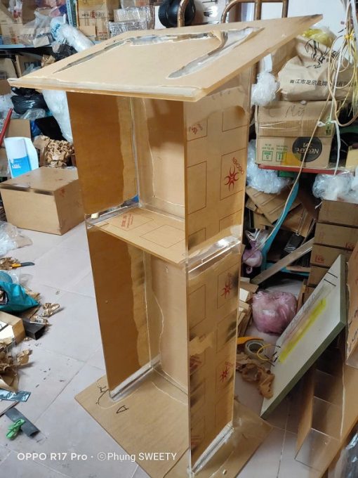 Bục phát biểu mica