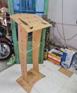 Bục phát biểu mica